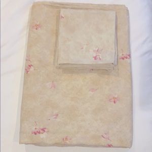 3-piece Calvin Klein Duvet Cover and Shams